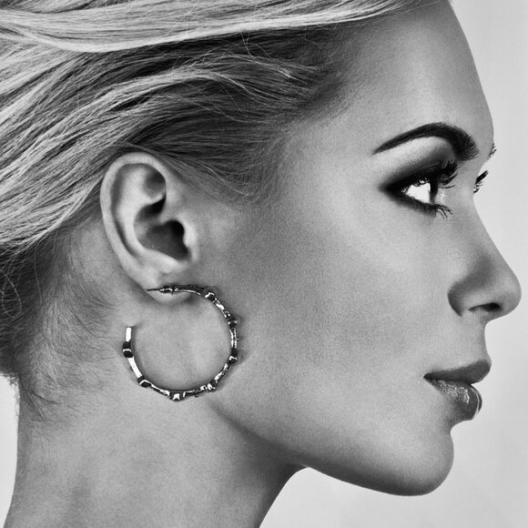 "Kathy" NEW Gold Pearl Statement Hoop Fashion Earrings - Picture 3 of 3